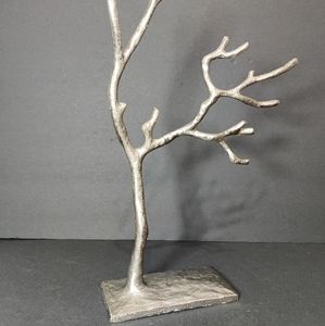 🎯 threshold jewelry tree stand